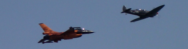 First ever flyby with Dutch F-16 and Spitfire at Eastbourne Airbourne 2009
